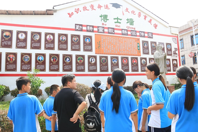 勤耕重读，筑梦未来——泽邦学校亲子研学活动