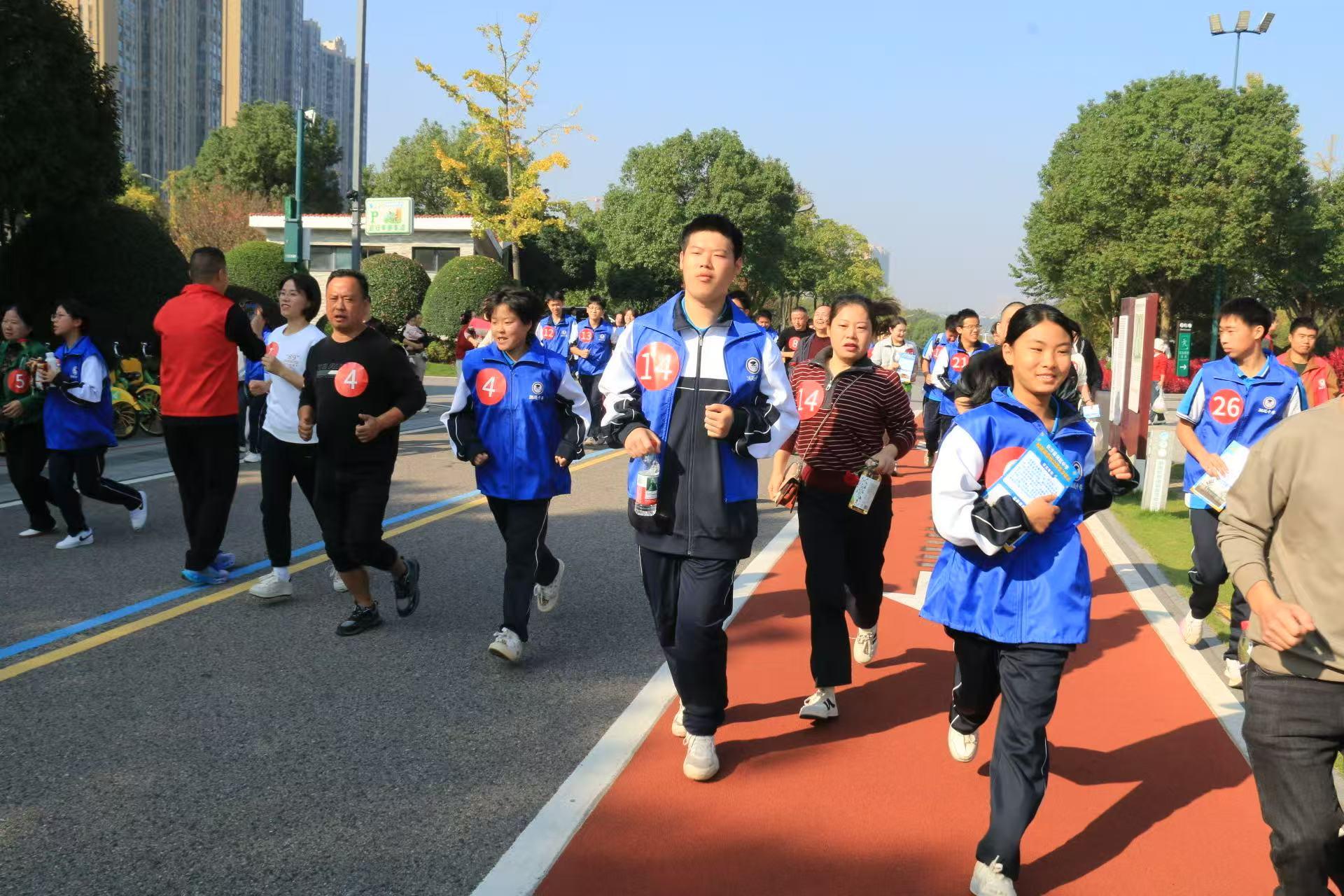 正规叛逆青少年特训学校 福州泽明心理教育